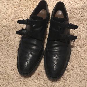 Men’s buck shoes
